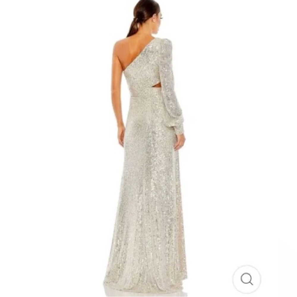 IEENA FOR MAC DUGGAL Silver Sequined One Shoulder Cut Out Gown size 12 - Picture 3 of 4